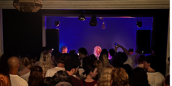 Bombshell Interview + Headspin + Plastic Trees [Upstairs] at The Bendigo Hotel