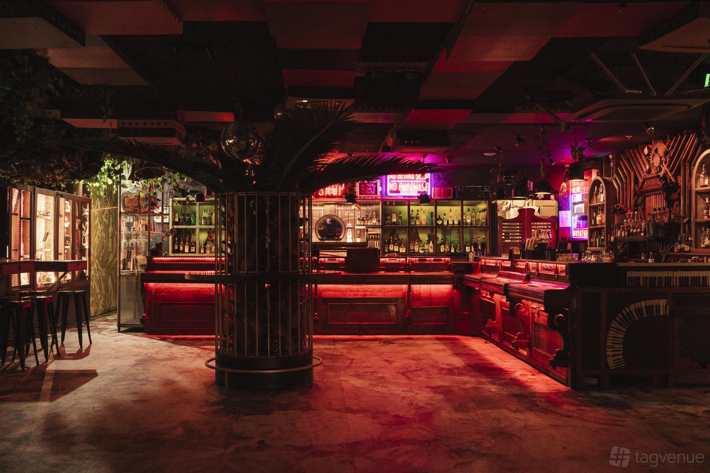 Pawn & Co venue