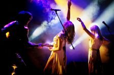 BABBA – ‘gimme! gimme! gimme!’