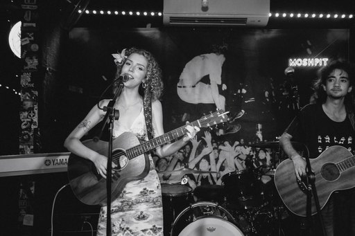 Genevieve Lily & The Rose Street Band