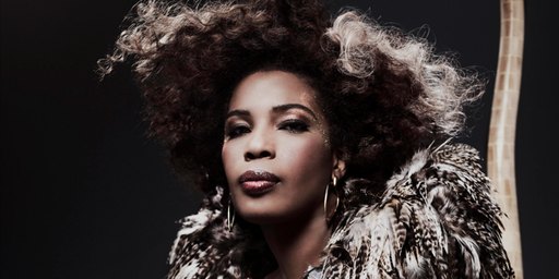 MACY GRAY