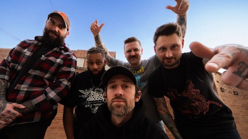 Vanna Headline Show - Howler