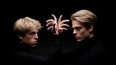 Lucas & Arthur Jussen perform Poulenc