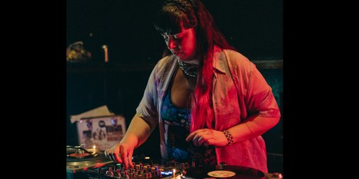**FREE ENTRY** DJ SOA GABI (Front Bar)
