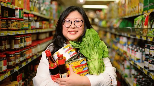 JENNIFER WONG – SALT & PEPPER SQUIZ